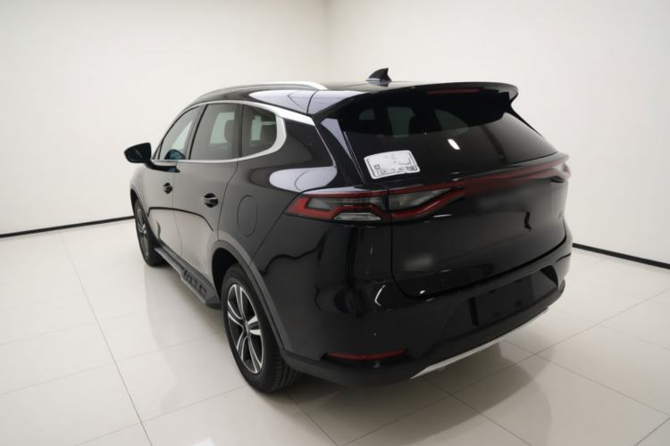 Used BYD Tang 2019 2.0T Automatic SmartConnect Luxury Edition 5 Seats China VI Standard Rear Left 45 Deg