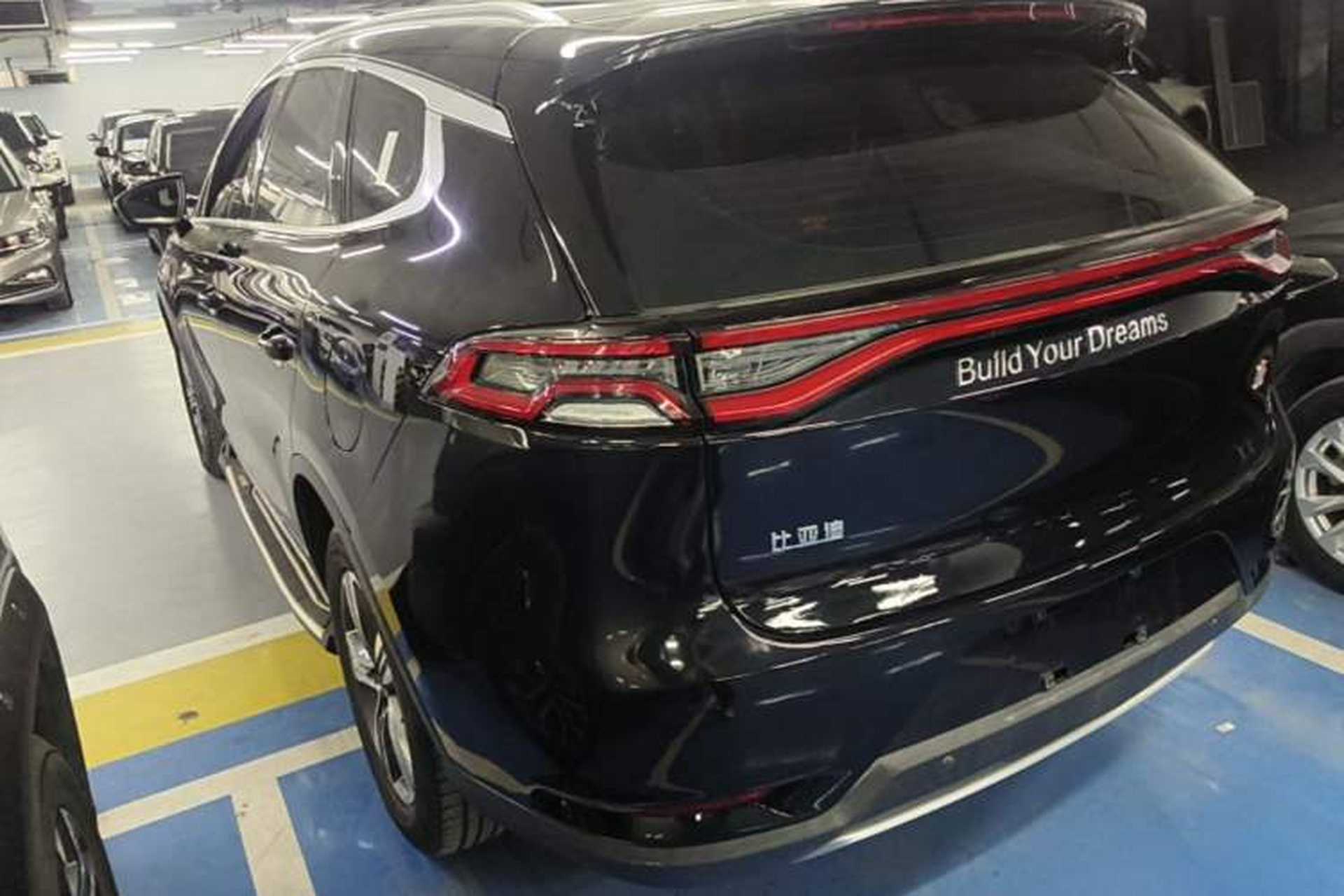 Used BYD Tang 2019 2.0T Automatic SmartConnect Luxury Edition 5 Seats China VI Standard Rear Left 45 Deg