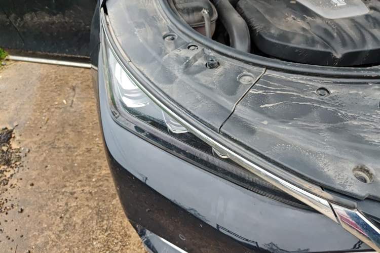 Used BYD Tang 2019 2.0T Automatic SmartConnect Luxury 7-Seater China VI Standard Right Front Headlight