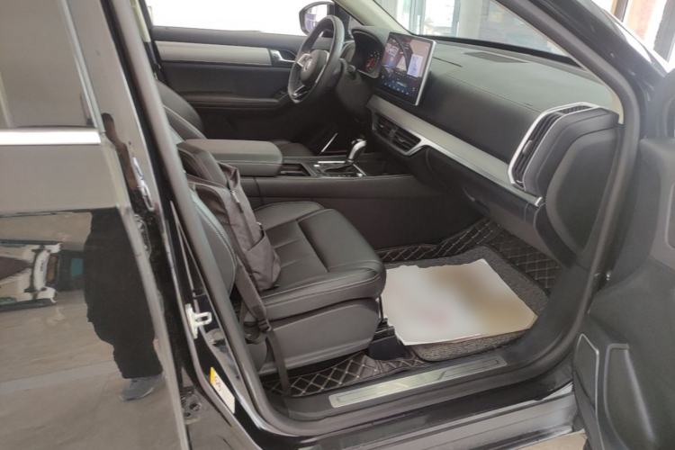 Used BYD Tang 2019 2.0T Automatic SmartConnect Luxury Edition 5 Seats China VI Standard Right Front Seat