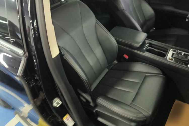 Used BYD Tang 2019 2.0T Automatic SmartConnect Luxury Edition 5 Seats China VI Standard Right Front Seat