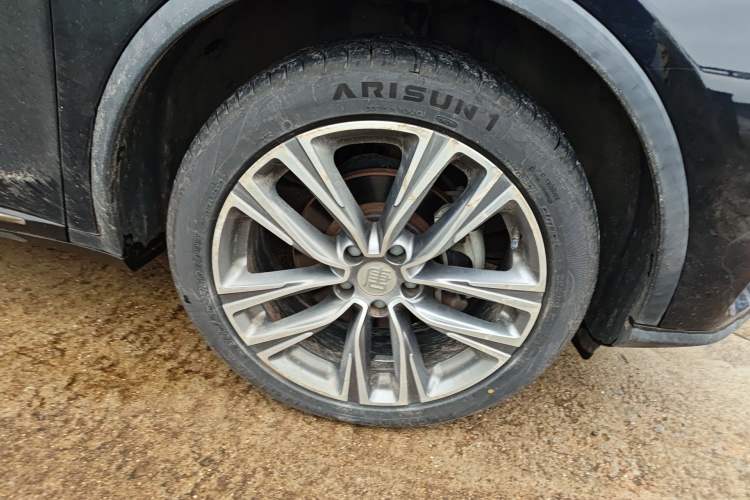 Used BYD Tang 2019 2.0T Automatic SmartConnect Luxury 7-Seater China VI Standard Right Front Wheel Hub