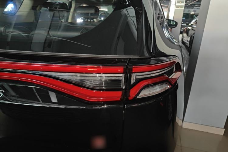 Used BYD Tang 2019 2.0T Automatic SmartConnect Luxury 7-Seater China VI Standard Right Rear Taillight