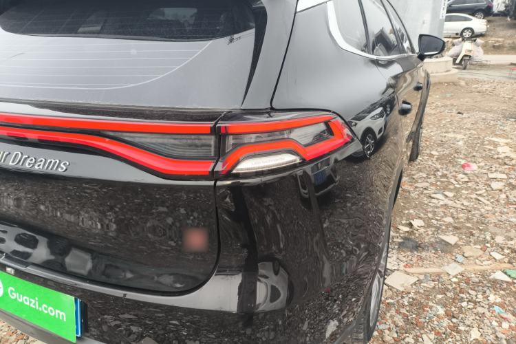 Used BYD Tang 2019 2.0T Automatic SmartConnect Prestige 7-Seater China VI Standard Right Rear Taillight