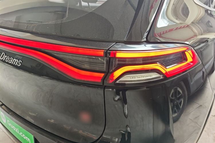 Used BYD Tang 2019 2.0T Automatic SmartConnect Luxury Edition 7 Seats China VI Standard Right Rear Taillight