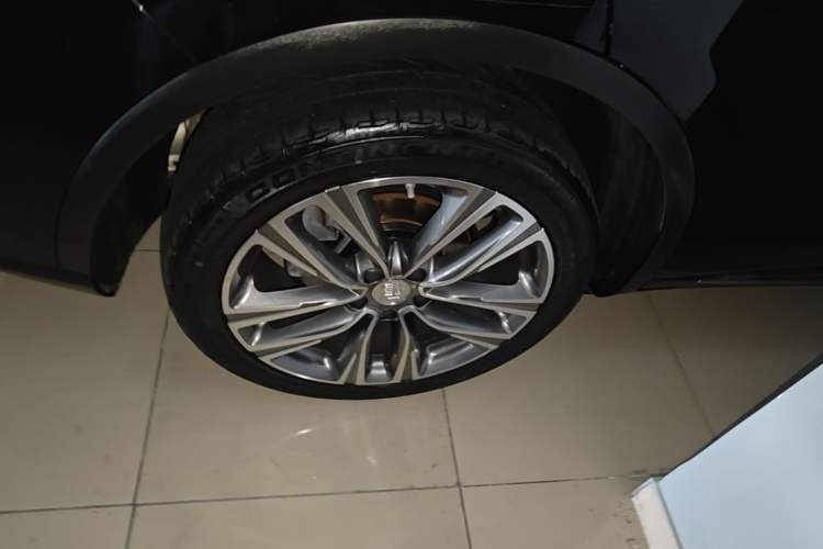 Used BYD Tang 2019 2.0T Automatic SmartConnect Luxury 7-Seater China VI Standard Right Rear Wheel Hub
