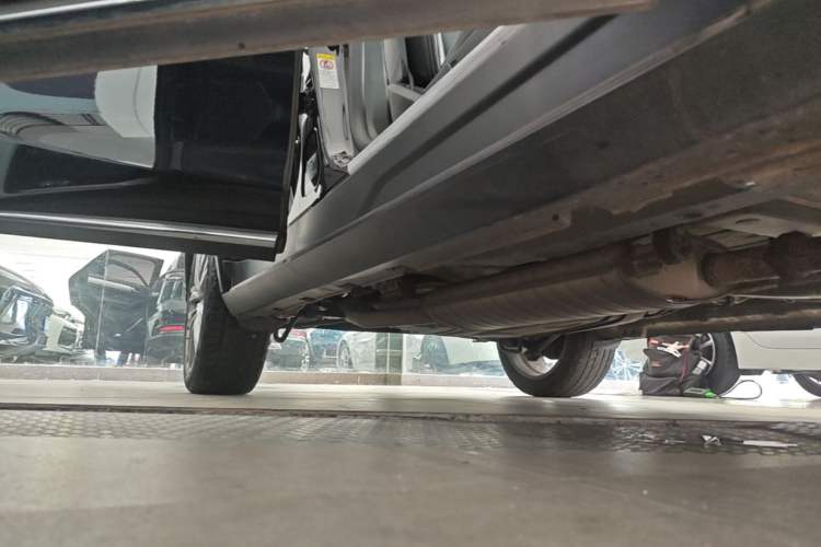 Used BYD Tang 2019 2.0T Automatic SmartConnect Prestige 7-Seater China VI Standard Right Side Sill