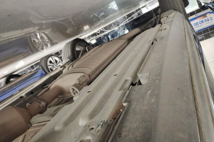 Used BYD Tang 2019 2.0T Automatic SmartConnect Luxury 7-Seater China VI Standard Right Side Sill