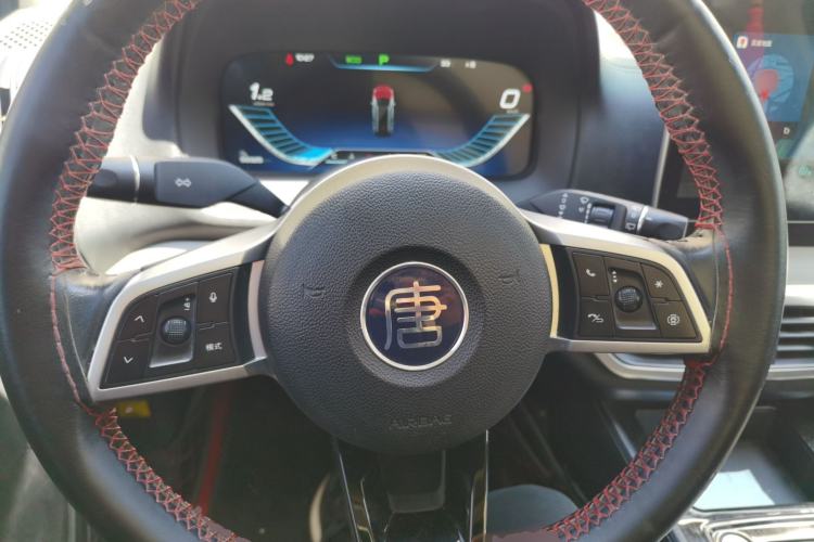 Used BYD Tang 2019 2.0T Automatic SmartConnect Luxury 7-Seater China VI Standard Steering Wheel