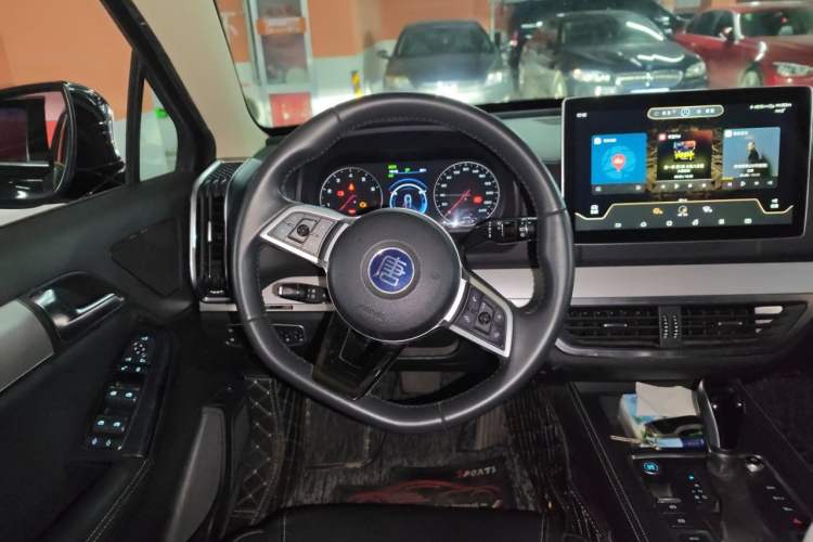 Used BYD Tang 2019 2.0T Automatic SmartConnect Luxury Edition 7 Seats China VI Standard Steering Wheel