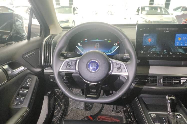Used BYD Tang 2019 2.0T Automatic SmartConnect Luxury 7-Seater China VI Standard Steering Wheel