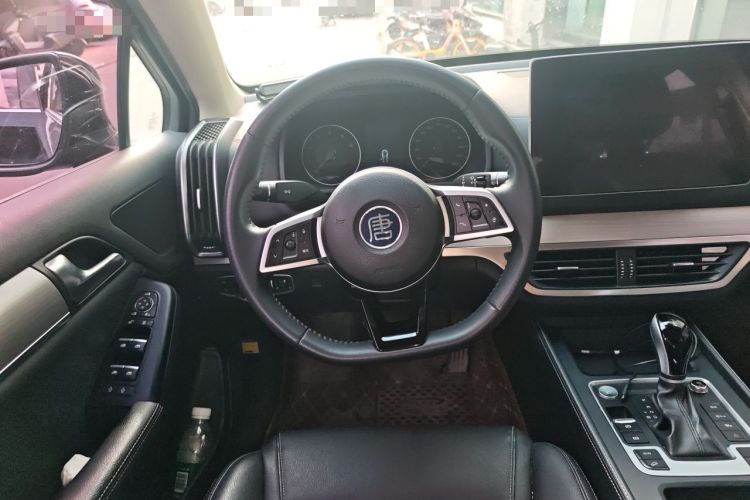 Used BYD Tang 2019 2.0T Automatic SmartConnect Luxury Edition 7 Seats China VI Standard Steering Wheel
