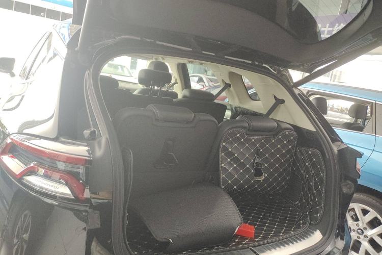 Used BYD Tang 2019 2.0T Automatic SmartConnect Luxury 7-Seater China VI Standard Trunk