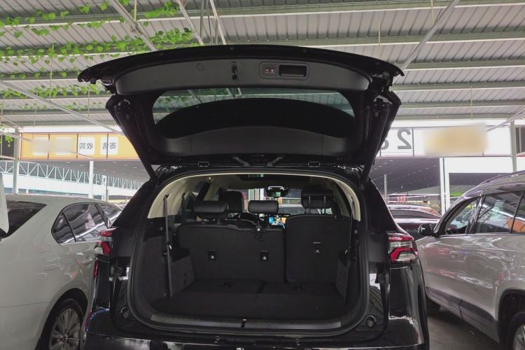 Used BYD Tang 2019 2.0T Automatic SmartConnect Luxury 7-Seater China VI Standard Trunk