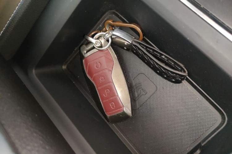 Used BYD Tang 2019 2.0T Automatic SmartConnect Luxury Edition 5 Seats China VI Standard Vehicle Key
