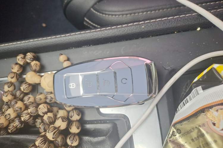Used BYD Tang 2019 2.0T Automatic SmartConnect Prestige 7-Seater China VI Standard Vehicle Key