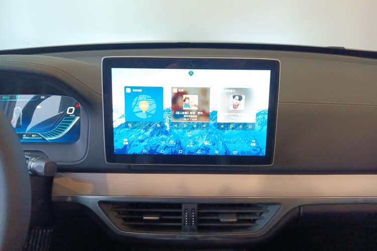 Used BYD Tang 2019 2.0T Automatic SmartConnect Luxury 7-Seater China VI Standard Audio And AC Panel