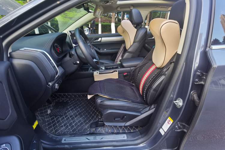 Used BYD Tang 2019 2.0T Automatic SmartConnect Prestige 7-Seater China VI Standard Driver Seat