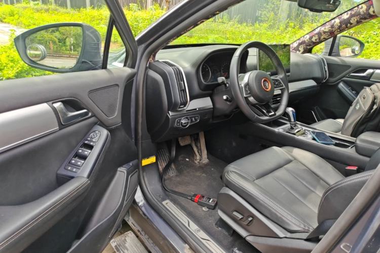 Used BYD Tang 2019 2.0T Automatic SmartConnect Prestige 7-Seater China VI Standard Driver Seat