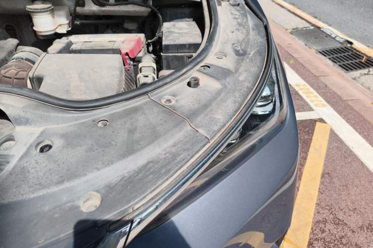 Used BYD Tang 2019 2.0T Automatic SmartConnect Luxury Version 5 Seats China VI Standard Engine Bay Left