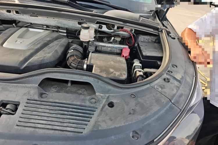 Used BYD Tang 2019 2.0T Automatic SmartConnect Luxury 7-Seater China VI Standard Engine Bay Left
