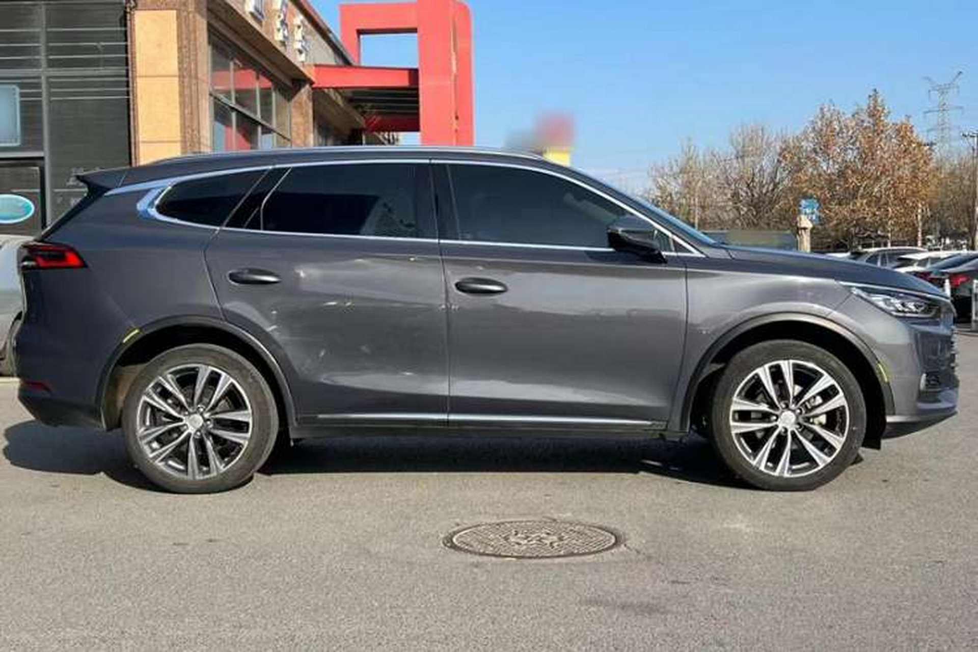 Used BYD Tang 2019 2.0T Automatic SmartConnect Luxury 7-Seater China VI Standard Exterior 3