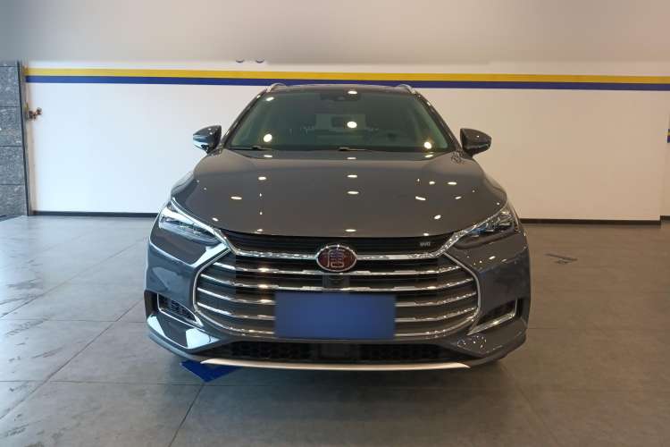 Used BYD Tang 2019 2.0T Automatic SmartConnect Luxury 7-Seater China VI Standard Front