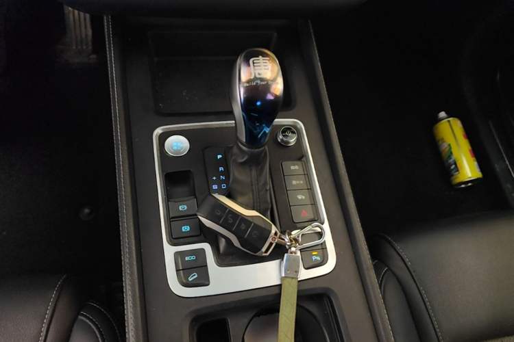 Used BYD Tang 2019 2.0T Automatic SmartConnect Prestige 7-Seater China VI Standard Gear Lever
