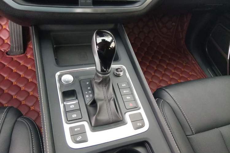 Used BYD Tang 2019 2.0T Automatic SmartConnect Luxury Edition 7 Seats China VI Standard Gear Lever