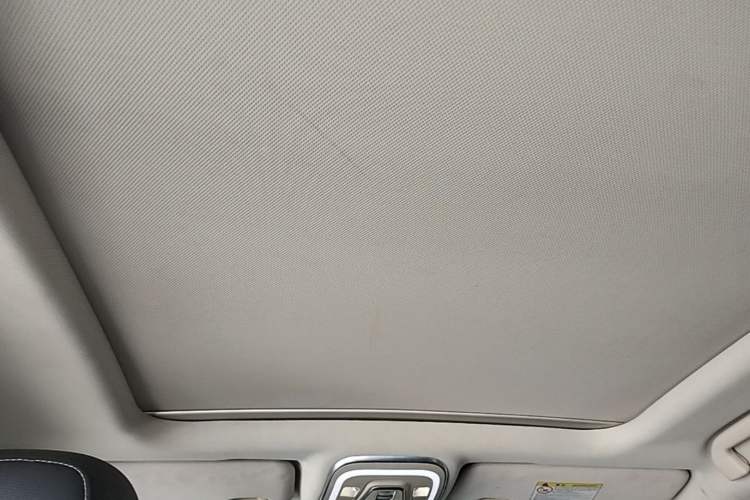 Used BYD Tang 2019 2.0T Automatic SmartConnect Luxury 7-Seater China VI Standard Headliner