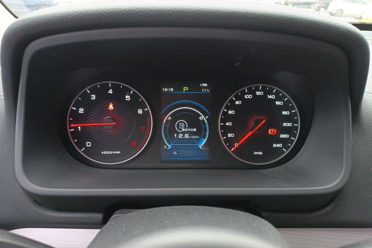 Used BYD Tang 2019 2.0T Automatic SmartConnect Prestige 7-Seater China VI Standard Instrument Cluster
