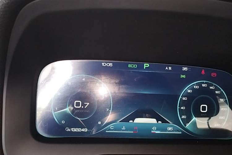 Used BYD Tang 2019 2.0T Automatic SmartConnect Luxury 7-Seater China VI Standard Instrument Cluster