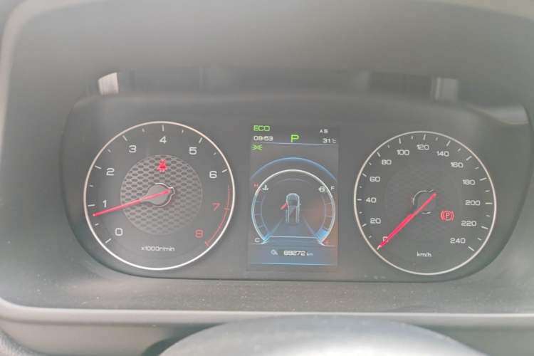 Used BYD Tang 2019 2.0T Automatic SmartConnect Prestige 7-Seater China VI Standard Instrument Cluster