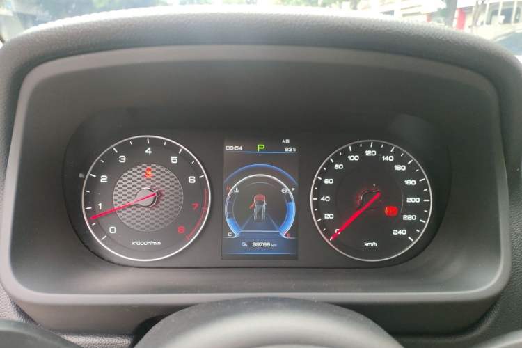 Used BYD Tang 2019 2.0T Automatic SmartConnect Prestige 7-Seater China VI Standard Instrument Cluster