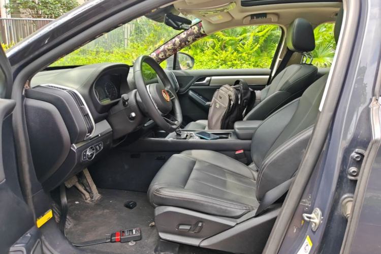 Used BYD Tang 2019 2.0T Automatic SmartConnect Prestige 7-Seater China VI Standard Left Front Seat