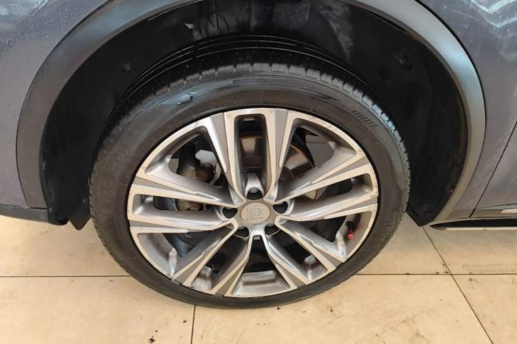 Used BYD Tang 2019 2.0T Automatic SmartConnect Prestige 7-Seater China VI Standard Left Front Wheel Hub