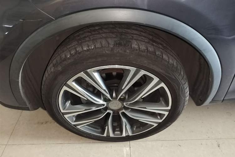 Used BYD Tang 2019 2.0T Automatic SmartConnect Prestige 7-Seater China VI Standard Left Front Wheel Hub