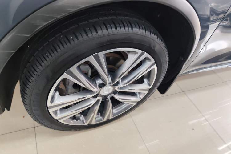 Used BYD Tang 2019 2.0T Automatic SmartConnect Prestige 7-Seater China VI Standard Left Front Wheel Hub