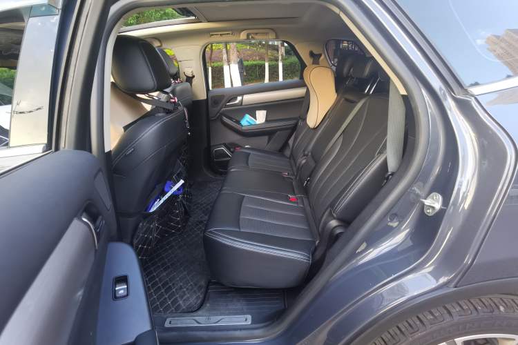Used BYD Tang 2019 2.0T Automatic SmartConnect Prestige 7-Seater China VI Standard Left Rear Seat