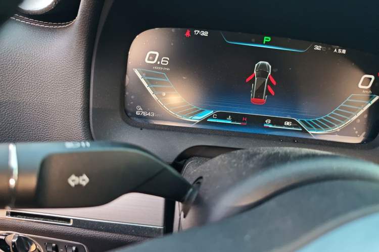 Used BYD Tang 2019 2.0T Automatic SmartConnect Luxury 7-Seater China VI Standard Odometer Close Up