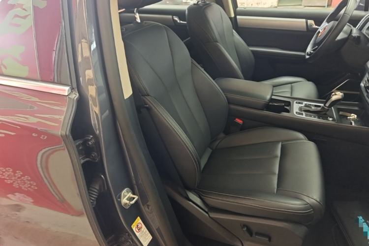 Used BYD Tang 2019 2.0T Automatic SmartConnect Prestige 7-Seater China VI Standard Right Front Seat