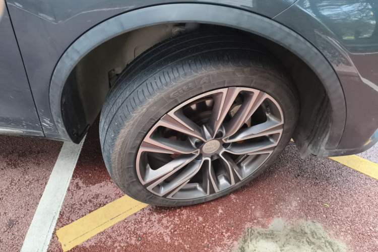 Used BYD Tang 2019 2.0T Automatic SmartConnect Luxury Version 5 Seats China VI Standard Right Front Wheel Hub