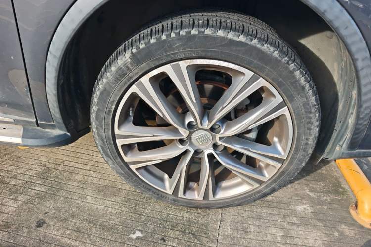 Used BYD Tang 2019 2.0T Automatic SmartConnect Luxury 7-Seater China VI Standard Right Front Wheel Hub