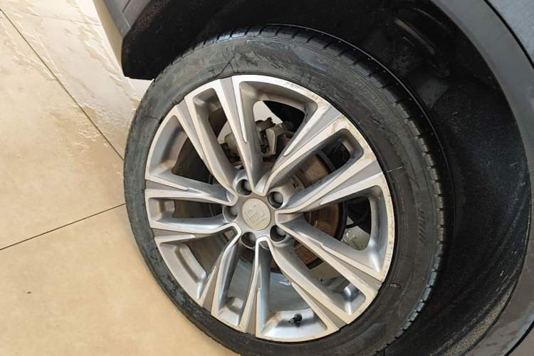 Used BYD Tang 2019 2.0T Automatic SmartConnect Prestige 7-Seater China VI Standard Right Rear Wheel Hub