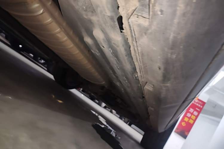 Used BYD Tang 2019 2.0T Automatic SmartConnect Luxury 7-Seater China VI Standard Right Side Sill