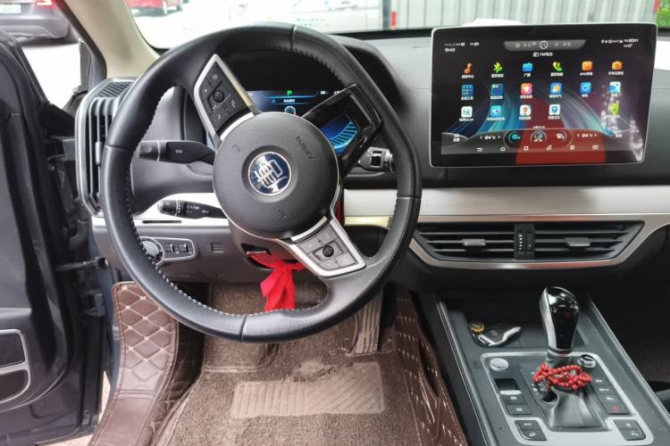 Used BYD Tang 2019 2.0T Automatic SmartConnect Luxury Version 5 Seats China VI Standard Steering Wheel