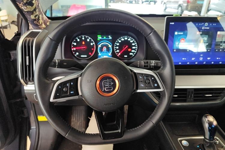 Used BYD Tang 2019 2.0T Automatic SmartConnect Prestige 7-Seater China VI Standard Steering Wheel