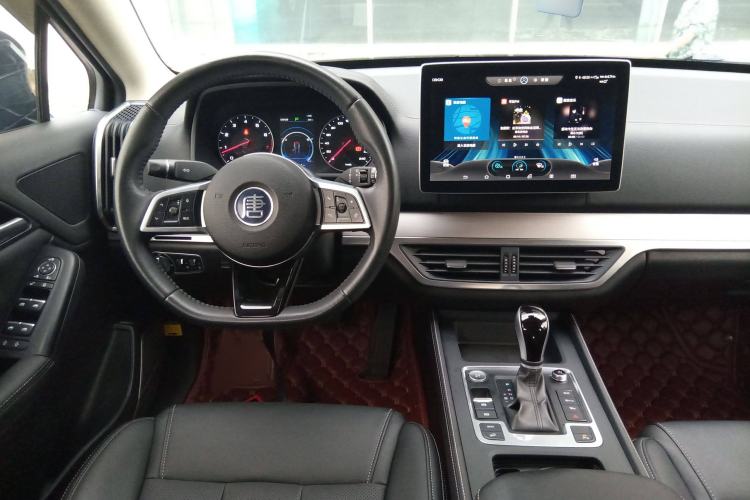 Used BYD Tang 2019 2.0T Automatic SmartConnect Luxury Edition 7 Seats China VI Standard Steering Wheel
