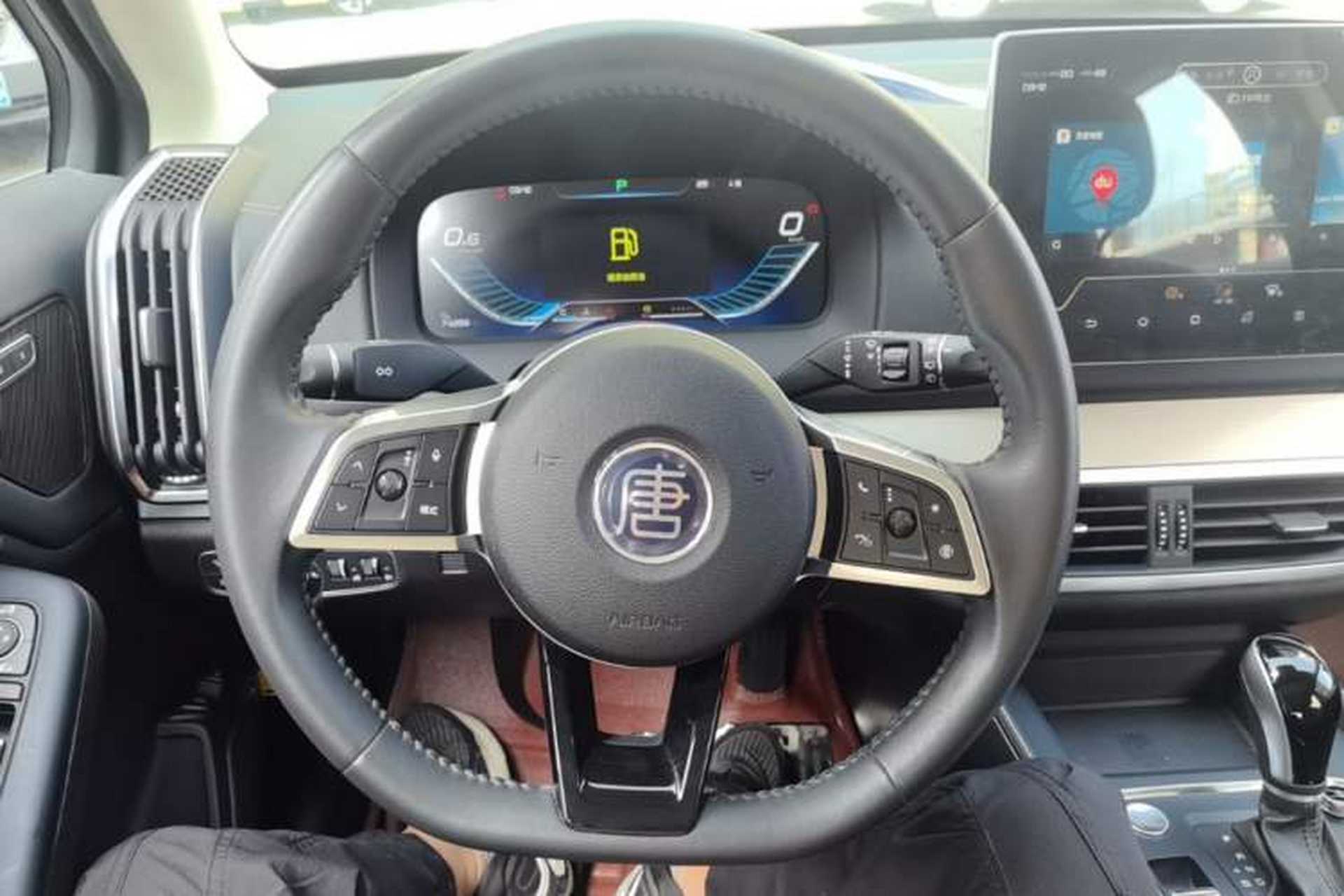Used BYD Tang 2019 2.0T Automatic SmartConnect Luxury Version 5 Seats China VI Standard Steering Wheel
