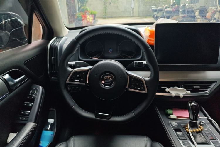 Used BYD Tang 2019 2.0T Automatic SmartConnect Prestige 5-Seater China VI Standard Steering Wheel